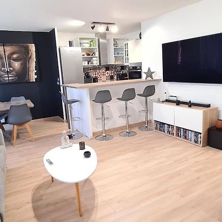Charmant Logement Avec Jacuzzi Mantes-la-Jolie Exteriér fotografie